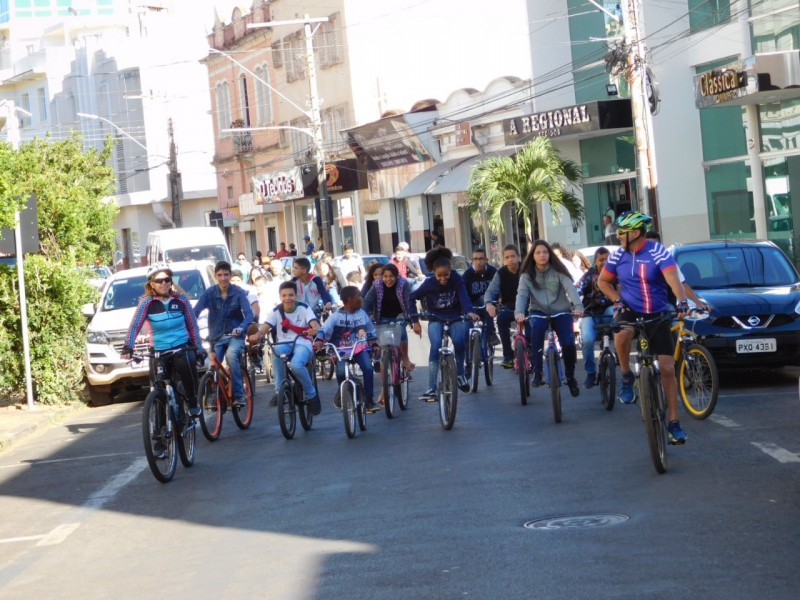 Semana do Meio Ambiente é marcada por Pedalada Ecológica em Araguari