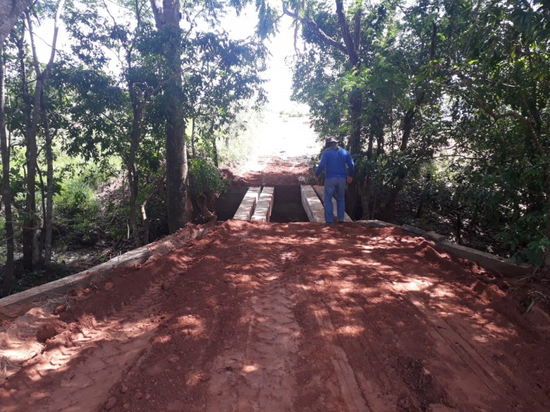 Prefeitura de Araguari segue com recuperação de estradas e pontes na zona rural