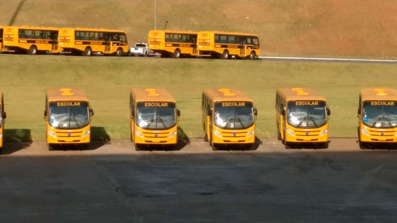 Araguari recebe ônibus escolar para atender alunos da zona rural