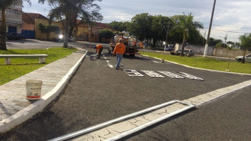 Prefeitura de Araguari intensifica a revitalização da sinalização estratigráfica no município