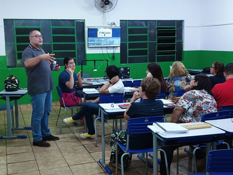 Educação de Araguari em Movimento: Encerramento do Curso de SOROBAN