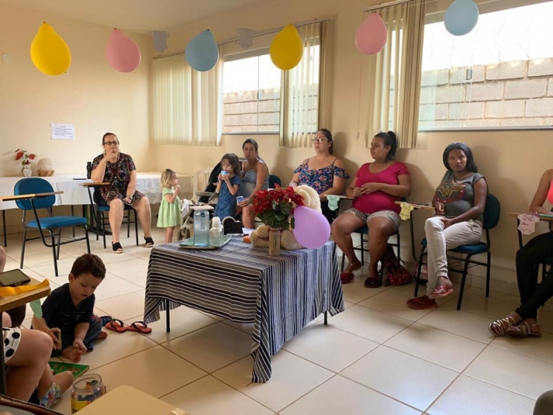 Durante o mês de novembro, a Prefeitura Municipal de Araguari por meio da Secretaria do Trabalho e Ação Social, promoveu no Centro de Referência de Assistência Social do Bairro Independência - CRAS IV, o Curso Para Gestantes.