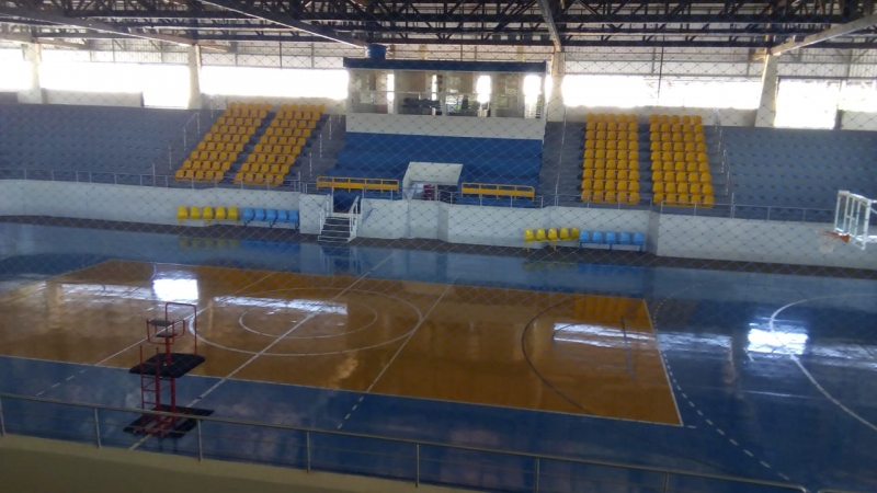 A prefeitura de Araguari, através das secretarias de Esportes, de Planejamento, Orçamento e Habitação e de Gabinete, inaugurou ontem, 28, a reforma do Ginásio Poliesportivo General Rubens Mário Brum Negreiros, localizado na rua Virgílio de Melo Franco, 225, bairro Centro.