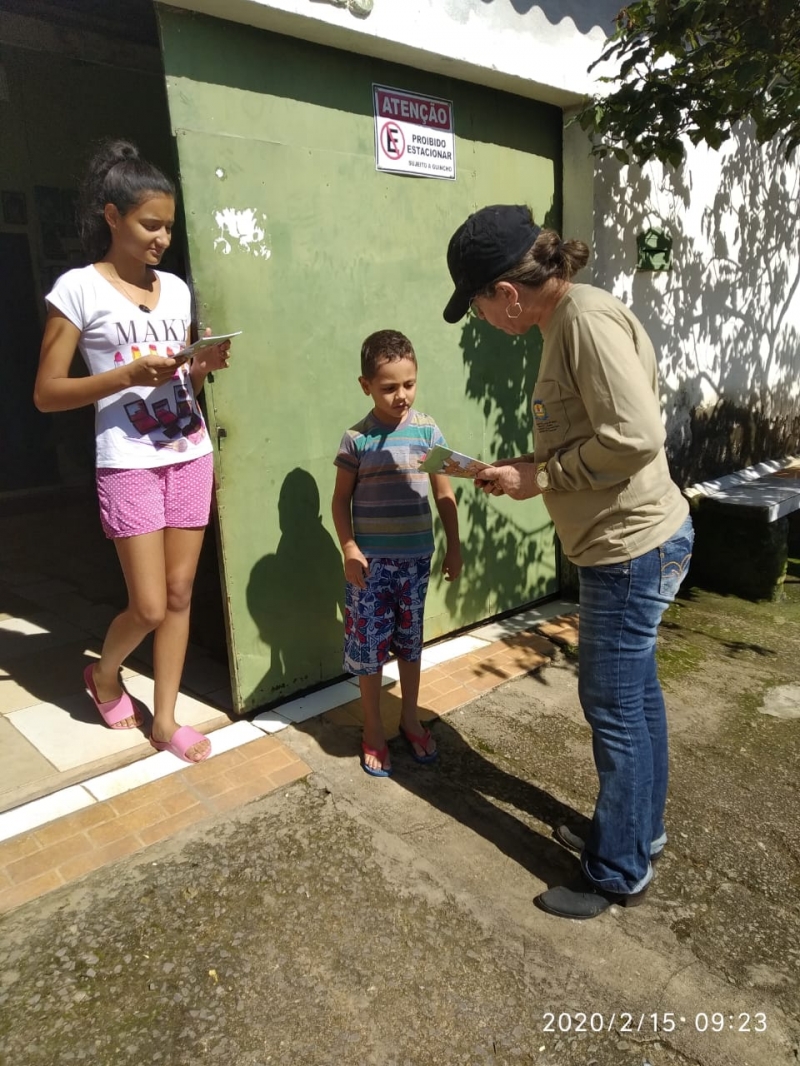 O mutirão realizado pela Prefeitura de Araguari, através da Secretaria de Saúde, Secretaria de Serviços Urbanos e Distritais, Secretaria de Obras e SAE – Superintendência de Água e Esgoto, recolheu mais de 100 toneladas de materiais que poderiam ser criadouros do Aedes aegypti, transmissor da dengue, zika, chikungunya e febre amarela.