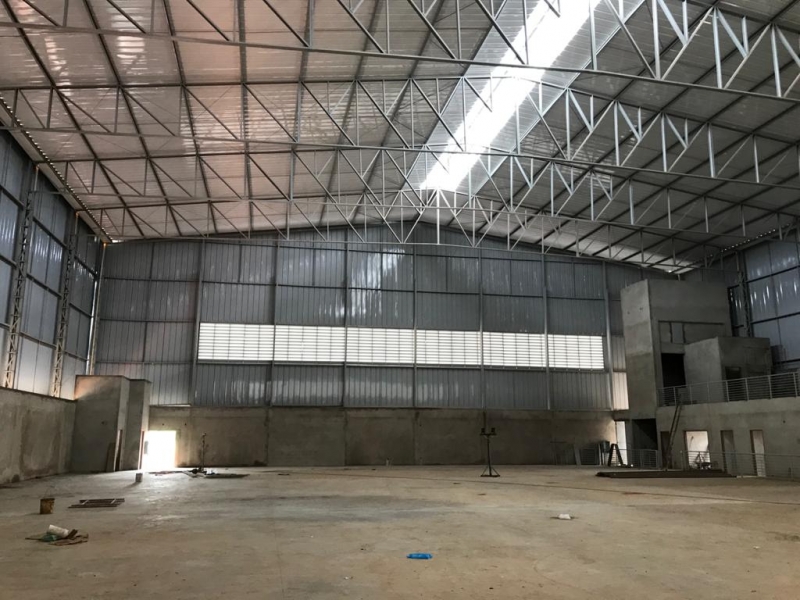 O Prefeito Marcos Coelho esteve no início da tarde desta quarta-feira (22), visitando o andamento das obras do CIE - Centro de Iniciação Esportiva, que estão com 70% das obras concluídas, tendo como previsão de entrega em 180 dias.