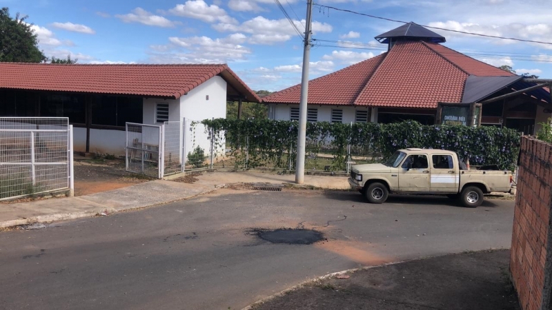 A Prefeitura de Araguari, através da Secretaria de Obras, informa sobre operação tapa-buracos realizada nesta quarta-feira (1).