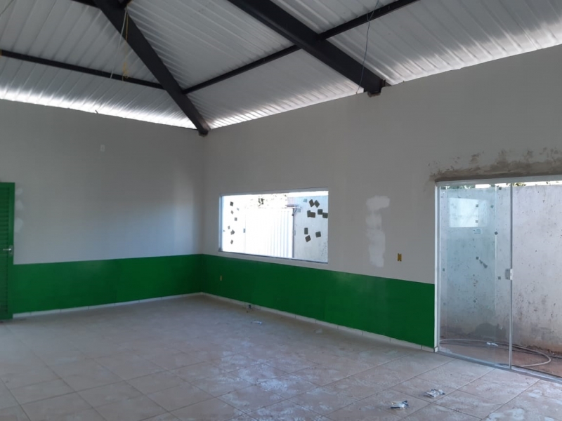 A prefeitura de Araguari, através, da secretaria de Educação acompanha as obras de reforma do CMEI - Centro Municipal de Educação Infantil Zaquia Pedreiro Skaf, localizado no bairro Novo Horizonte.