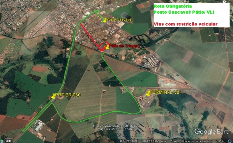 Nos últimos anos, a presença das empresas de transbordo de produtos dentro do distrito Industrial do município, tem impactado diretamente no trânsito nas vias do bairro Novo Horizonte.