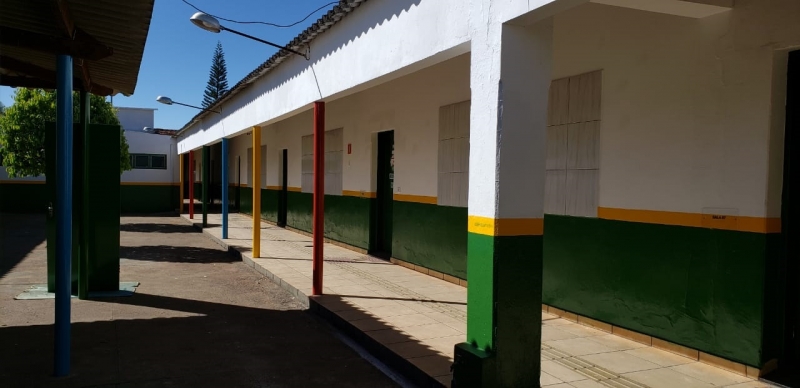 No mês de maio, a Prefeitura deu ordem de serviço para a construção da quadra coberta para recreação no CEM Realino Elias Carrijo no Distrito de Amanhece. Também faz parte do projeto a execução das instalações de prevenção e combate a incêndio, reforma no telhado e construção de muros na parte lateral e na fachada, além de pintura.