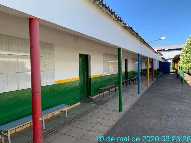 Além das obras de construção e revitalização em CMEIs (Centros Municipais de Educação Infantil), a prefeitura por meio da secretaria de Educação viabilizou atividades de reforma nos CEMs (Centros Educacionais Municipais) com o intuito de aperfeiçoar a qualidade no atendimento aos alunos e toda a comunidade escolar. Os recursos foram destinados pela esfera federal por meio da Quota parte Estadual do Salário Educação (QESE).