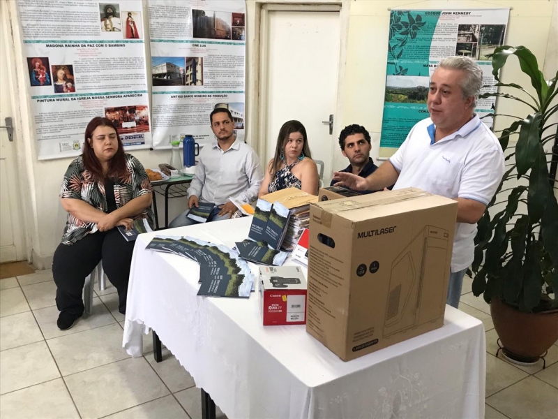 Aconteceu na manhã de hoje (06), uma reunião extraordinária do Conselho Deliberativo Municipal de Patrimônio Cultural de Araguari, na FAEC – Fundação Araguarina de Educação e Cultura, tendo como pauta o recebimento das medidas compensatórias da empresa Pizolato Construtora e Incorporadora, referente ao empreendimento Loteamento Morada do Sol.