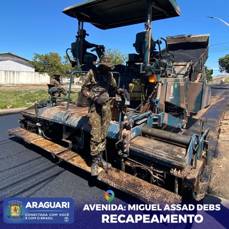 Prefeitura de Araguari, por meio da Secretaria Municipal de Obras, inaugura nesta quarta-feira (14), &agrave;s 17h, melhorias no trecho da Av. Miguel Assad Debs, no bairro Independ&ecirc;ncia, uma 12 vias da cidade que est&atilde;o sendo asfaltadas.