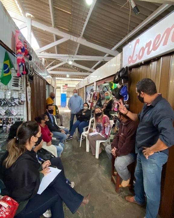 A prefeitura de Araguari através das secretarias de Desenvolvimento Econômico e de Gabinete, realizou nesta quinta-feira (5), uma visita técnica no Mercado Municipal.