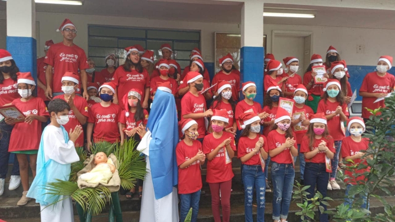 Para que a mensagem redentora do Natal possa tocar todos os corações, a vereadora Eunice Mendes em parceria com a secretaria de Educação e APAE, organizaram uma “Cantata de Natal”.
