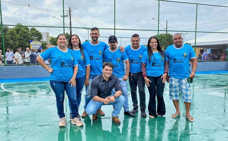 A prefeitura de Araguari através da secretaria de Desenvolvimento Econômico em parceria com a empresa VLI inaugurou na manhã desta quinta-feira (16), a Praça Maria Abadia Lopes Virgínio, no residencial Canaã, bairro Novo Horizonte.