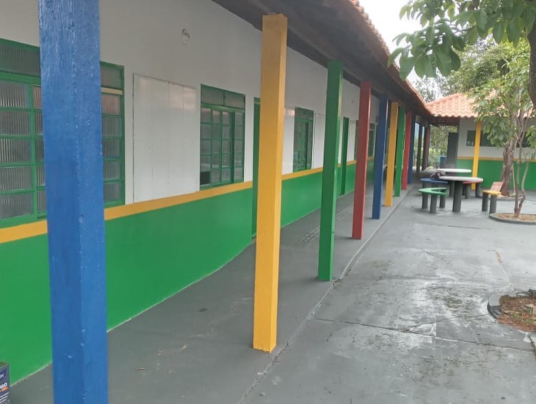 A Prefeitura de Araguari, através da Secretaria de Educação realizou a revitalização total do Centro Educacional Municipal Ozório Vieira Carrijo, localizado na região do Barracão.