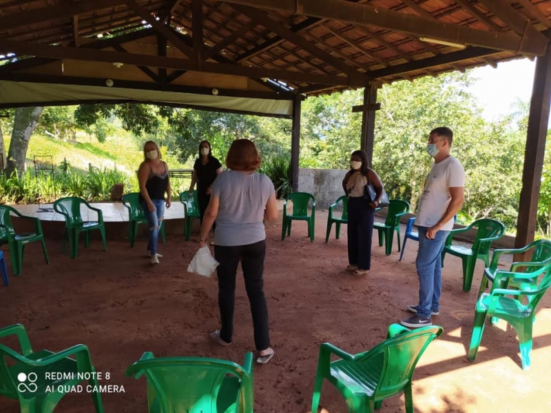 A Secretária de Políticas Sobre Drogas, Waldeni Maria de Assis, juntamente com uma equipe Técnica, visitou nos dias 20 e 21 de janeiro as Comunidades Bethânia e Sarai.