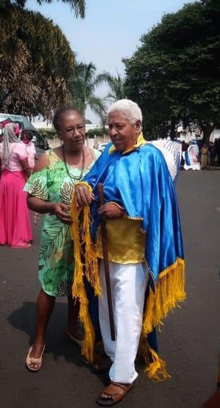 A Fundação Araguarina de Educação e Cultura lamenta a morte de Edson Batista, o Batata, capitão do Congo de Ouro, presidente de honra da Escola de Samba Arrastão do Miranda e ainda mestre da cultura popular das Folias de Reis de nossa cidade. Batata foi um batalhador incansável da comunidade araguarina e das manifestações populares da nossa cultura tradicional. A ele, a sua família e a todos os que puderam desfrutar de suas lições e convivência nossos votos de mais elevada estima.