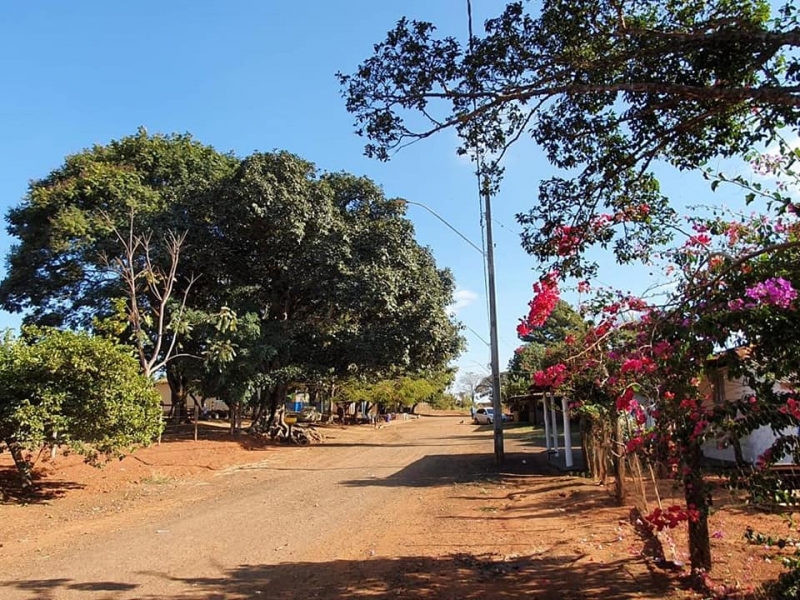 Nesta quinta-feira, 24 de junho, o prefeito de Araguari Renato Carvalho, acompanhado do secretário municipal de educação Gilmar Chaves, e de outros secretários e servidores assinará a ordem de serviço para execução da obra de construção do C.E.M. Rosa Mameri Rade no povoado Alto São João.