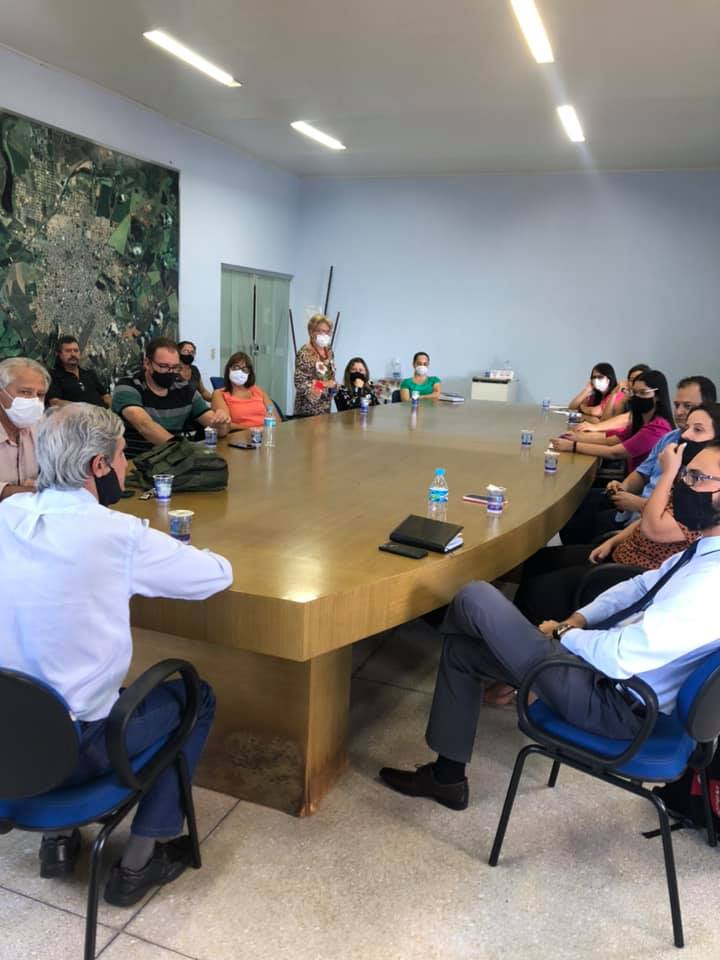 O superintendente da SAE, Vitor Carulla Vitor Carulla Filho Carulla recebeu na tarde dessa terça-feira, 18, a visita do diretor adjunto do DMAE, Leocádio Alves Pereira.