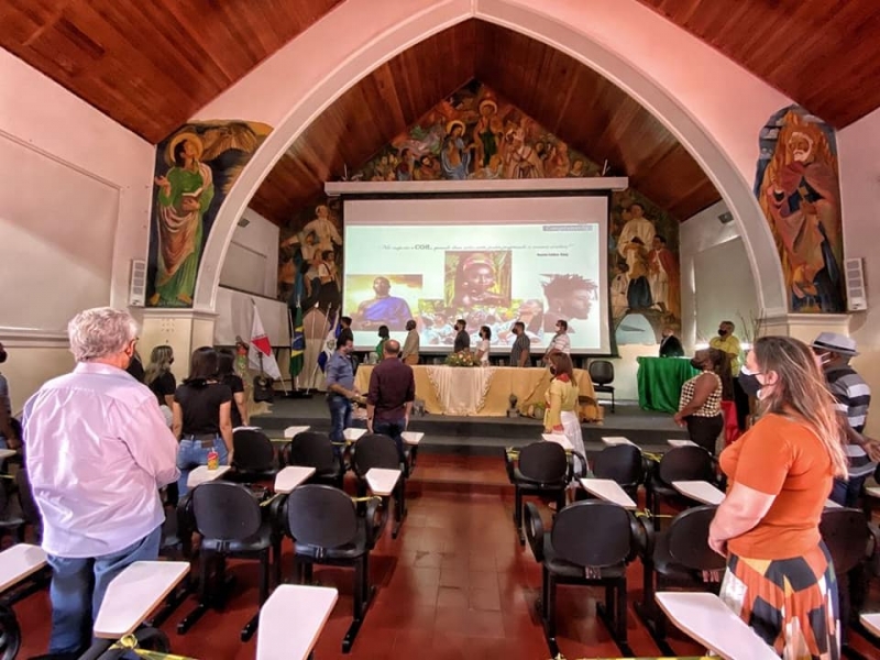 Com a reativação da Superintendência da Promoção da Igualdade Racial, dos Direitos Humanos e da Inclusão Social- SUPIR, a Prefeitura de Araguari possibilitará ao cidadão araguarino abrir novas janelas com ações e políticas públicas de combate e promoção voltadas às desigualdades raciais, valorização da cultura afro-brasileira e empoderamento dos grupos sociais historicamente excluídos.