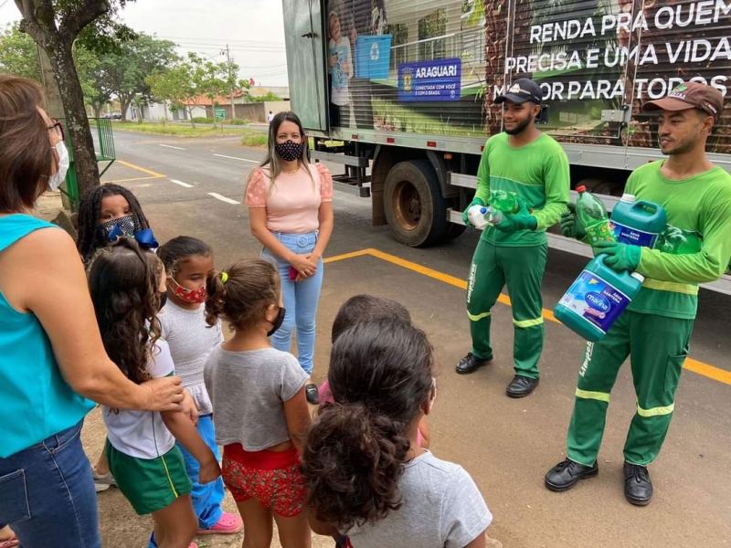 O objetivo é conscientizar as crianças sobre a responsabilidade de cada uma com o meio ambiente