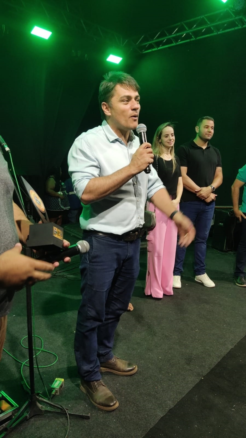 Educação de Araguari em Movimento