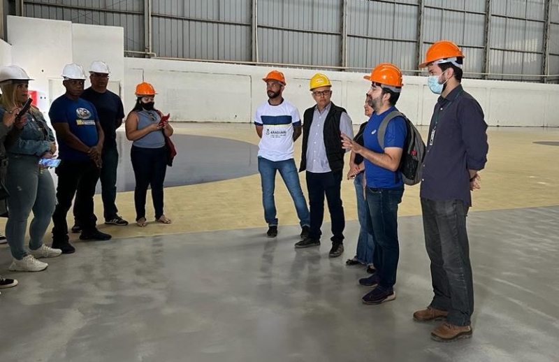 Servidores realizam visita nas obras do CIE – Centro de Iniciação ao Esporte de Araguari