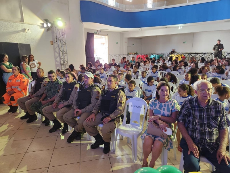 Educação de Araguari em Movimento