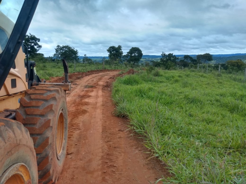 Zona rural segue recebendo serviços de manutenção das estradas