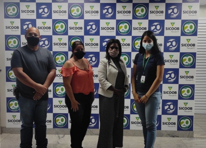 A prefeitura de Araguari, através da secretaria de Agricultura, Pecuária, Abastecimento e Agronegócios, promoveu nesta quarta-feira (9), uma palestra sobre o PROGRAMA NACIONAL DE CRÉDITO FUNDIÁRIO — TERRA BRASIL.