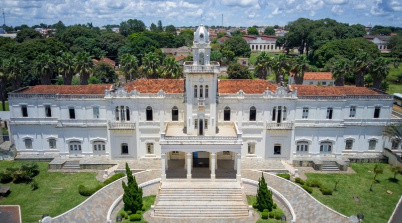 Expediente em órgãos da Administração será facultativo nos dias 28, 1 e 2 de março