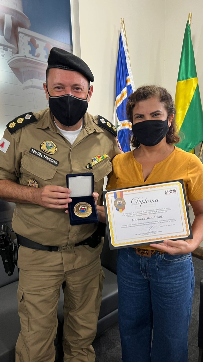 O tenente-coronel Célio Márcio Tameirão Júnior, comandante do 53º Batalhão de Polícia Militar, esteve na tarde desta quinta-feira (13), no Palácio dos Ferroviários, para homenagear o prefeito Renato Carvalho, vice-prefeita Maria Cecília de Araújo e o secretário de esportes e da juventude Wesley Lucas Mendonça.  