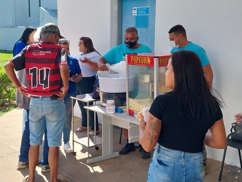 A Prefeitura Municipal de Araguari, por meio da secretaria de Saúde e Policlínica, realizou no dia 19, na policlínica, o dia D da Campanha Novembro Azul.