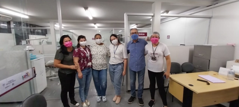 Na última semana, profissionais que prestam serviços odontológicos nas Unidades de Saúde do Município - ASB/PSB, iniciaram uma capacitação em centro cirúrgico, na Universidade Federal de Uberlândia, no setor de pacientes especiais (SEPAE).