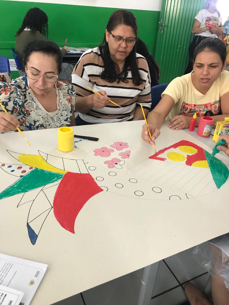 Neste sábado (15), a Prefeitura de Araguari, através da Secretaria de Educação / CEMAPE (Centro Municipal de Aperfeiçoamento dos Profissionais da Educação), realizou oficinas pedagógicas (Módulo II), buscando contribuir e valorizar o trabalho dos professores.