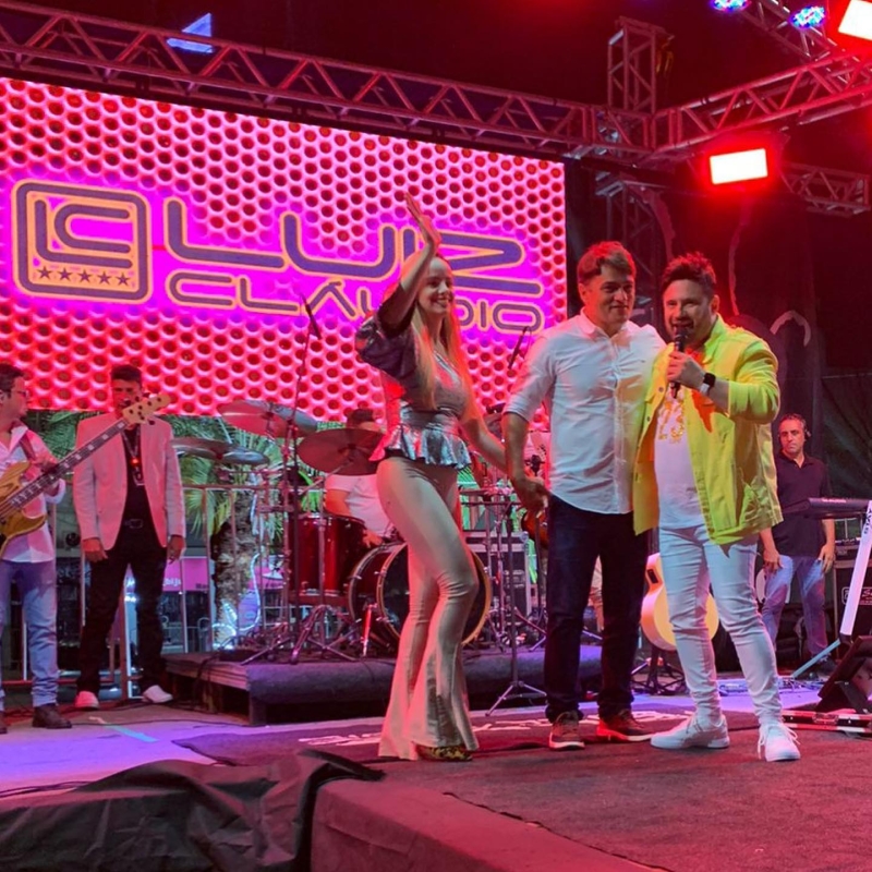 Réveillon na Praça é grande sucesso em Araguari