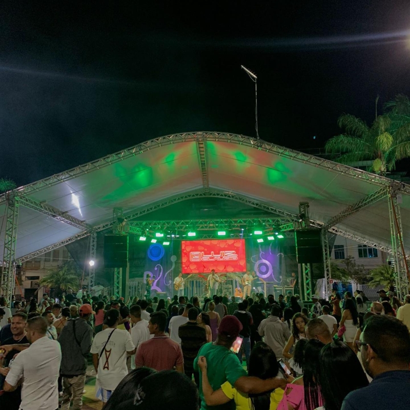 Réveillon na Praça é grande sucesso em Araguari