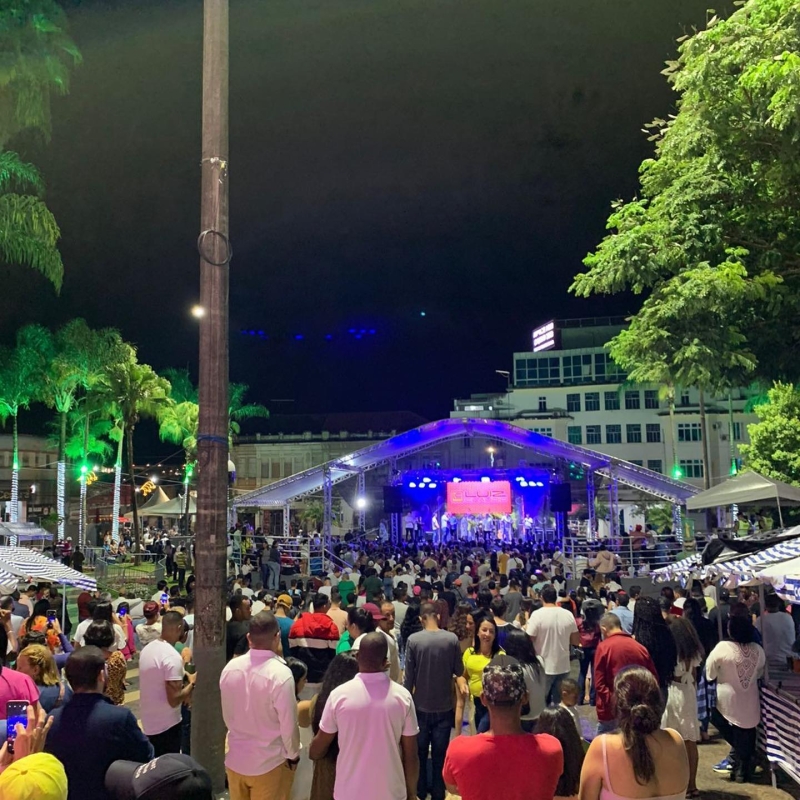 Réveillon na Praça é grande sucesso em Araguari