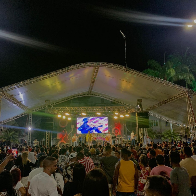 Réveillon na Praça é grande sucesso em Araguari