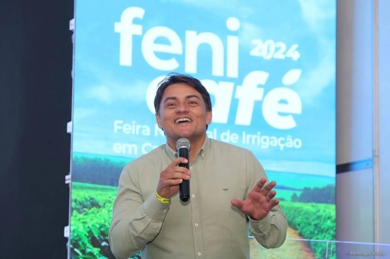 Abertura de Fenicafé Araguari contou com lideranças políticas de várias cidades do estado