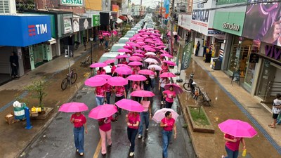Araguari abre programação do Outubro Rosa com Caminhada Passos pela Vida